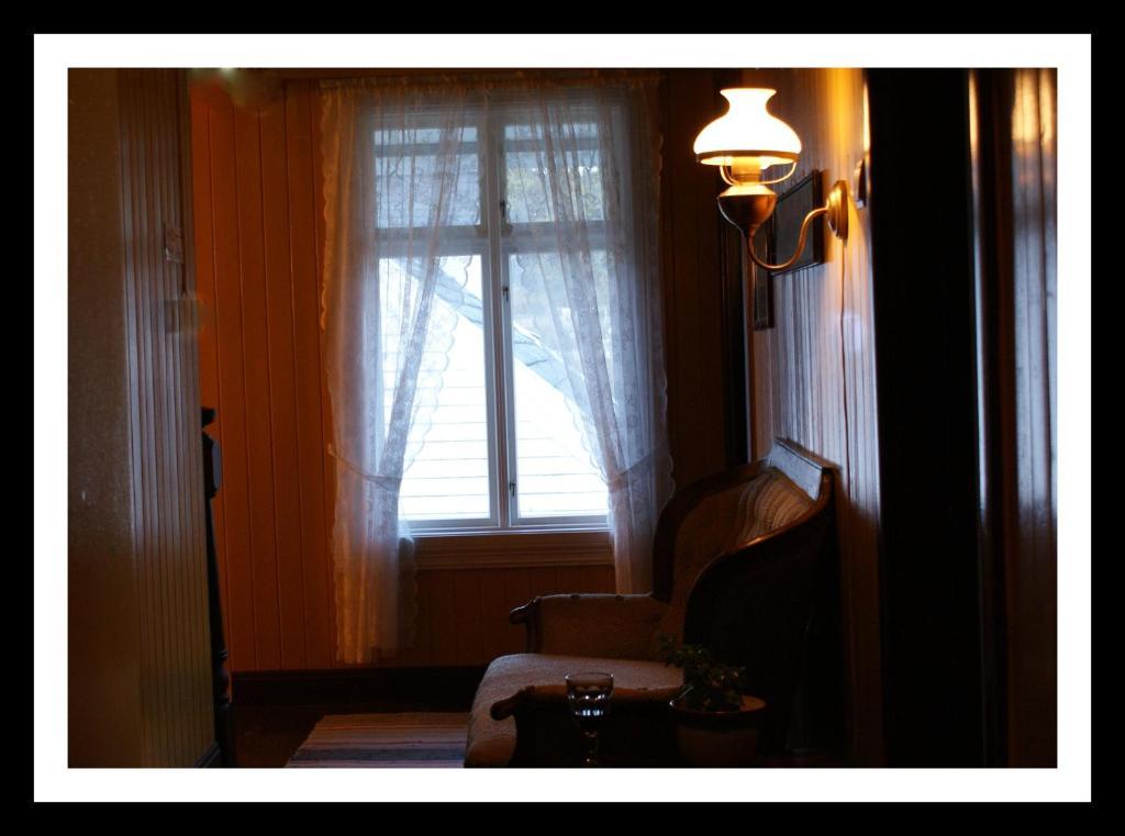 Paulsens Hotel 륑달 외부 사진