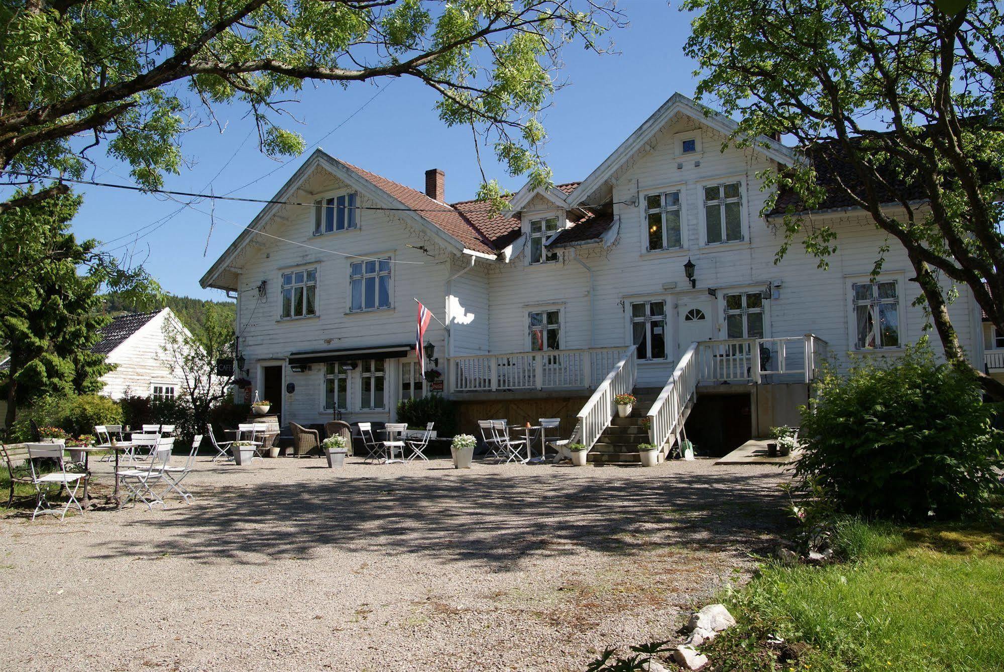 Paulsens Hotel 륑달 외부 사진