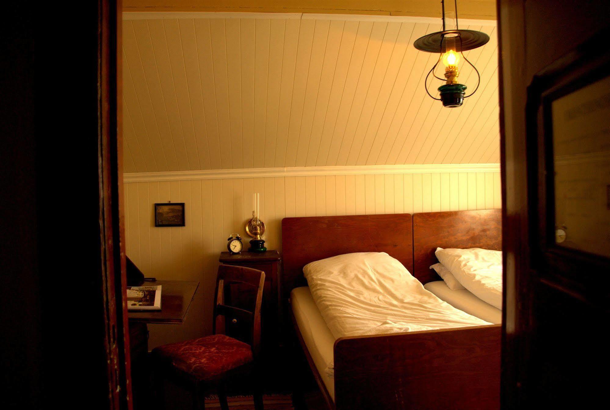 Paulsens Hotel 륑달 외부 사진